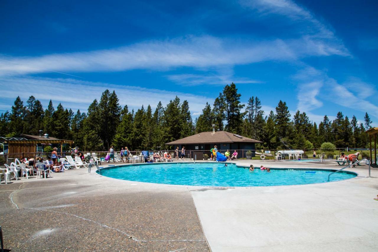 Bend-Sunriver Camping Resort Cottage 1 ภายนอก รูปภาพ