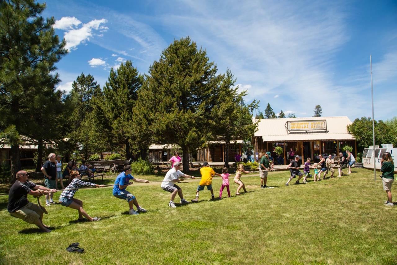 Bend-Sunriver Camping Resort Cottage 1 ภายนอก รูปภาพ